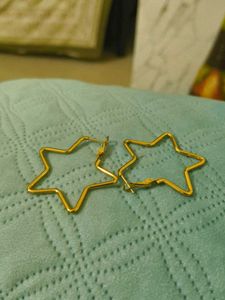 ANTI TARNISH Star Hoop Earrings + MARS lipstick