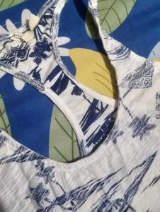 Women's Top