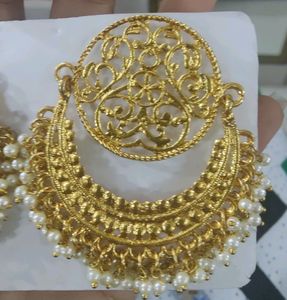 Earings For Women . Like New. Good Condition.