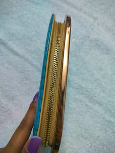 🆓🚚 NEW Gucci Clutch GC