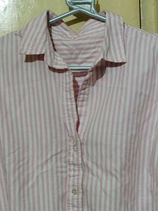 Pink Striped Button-Up Cropped shirt