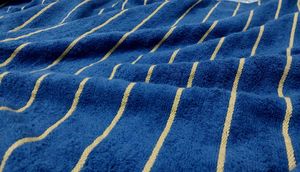 set of 2 bath towels