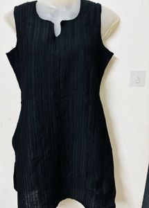 Stylish Black Textured Sleeveless Kurta