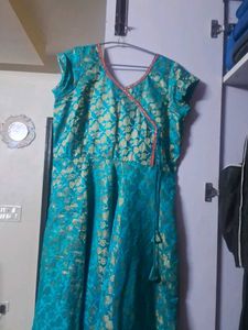 Beautiful Teal Kurta with Golden Print