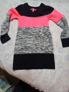 Round Necked Full Hand Tee For A 4 Yo Girl