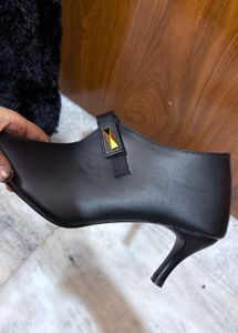 Black Fur Lined Knee-High Boots