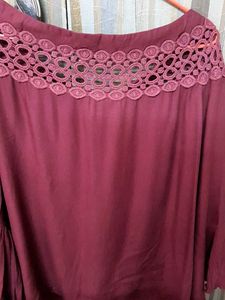 Maroon Bell Sleeve Lace Top