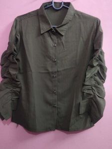 Chic Ruched Sleeve Collared Shirt