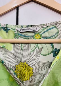 Chic Green Floral Print Tunic Top