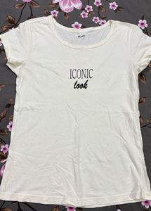 Iconic Look T-Shirt
