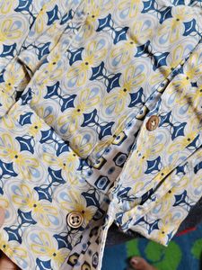 (ganpati offer) Retro Print Button-Up Shirt