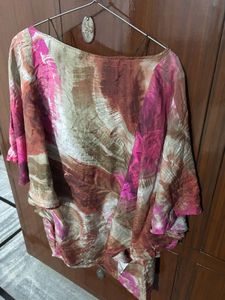 Abstract Print Flowy Top