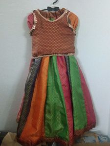 16 kali Lehenga Choli Dupatta Set