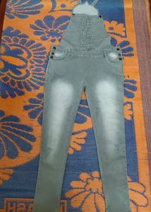 Unused New Dungaree Set