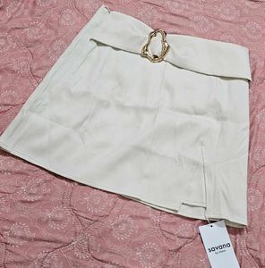 Savana Stylish Cream Skirt with Gold Buckle