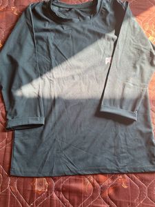 T Shirt In Gray Color✨