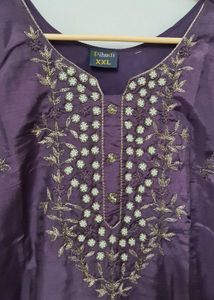 Elegant Purple Embroidered Kurta
