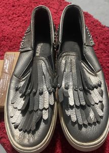 RENBEN Silver Fringe Slip-On Shoes