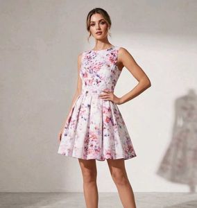 Beautiful Floral Print Dress