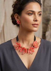 New Floral Statement Necklace last pc