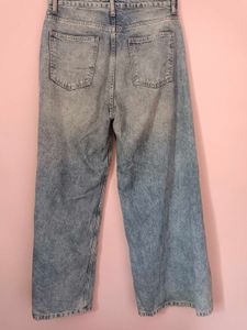 Light Wash super Wide Leg Jeans