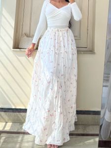 Flowy Floral Maxi skirt
