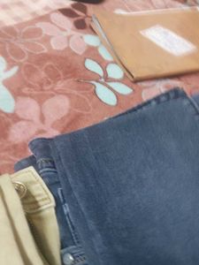 Bundle of 3 Pairs jeans
