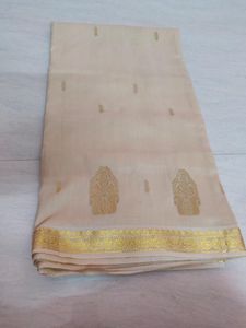 Elegant Red Saree with Gold Weaving