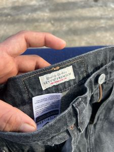 Levi's Distressed Black Jeans