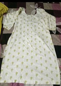 Paisley Print Kurta with Yellow Bottoms