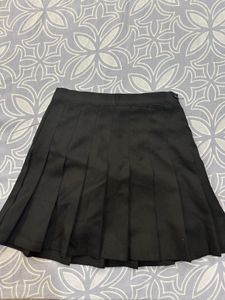 black tennis skort