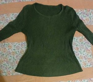 Spring Olive Green Ribbed Knit Top