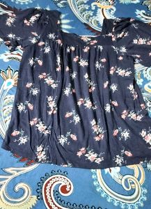 BLUE FLORAL SQUARE NECK FLUTTER SLEEVE TOP