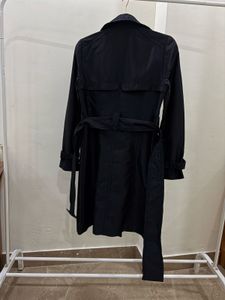 CLASSIC BLACK DOUBLE BREASTED TRENCH COAT