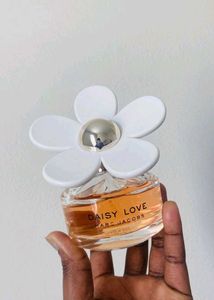 🌷MARC JACOBS DAISY LOVE PARFUM🌷