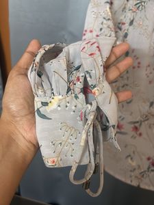 Chic Floral Print Blouse