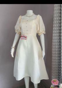 Elegant Cream Midi Dress