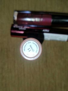 SALE! - 3x lipsticks - Mars &amp; Zudio