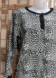 Animal Print sweater