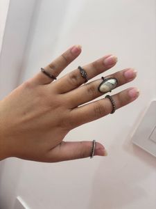 Set of 5 Unique Rings