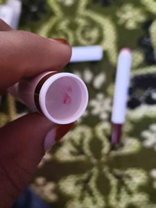 Lip Crayon Set duo with sharpner