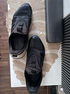 Adidas cloudfoam shoe UK09