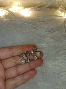 Cute Bow Pearl &amp; Crystal Earrings