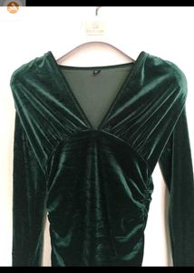 Elegant Green Velvet Ruched Dress