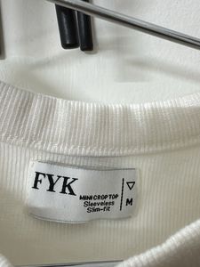 White Bunny Graphic Crop Top