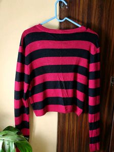 Grunge Striped Long Sleeve Crop Top
