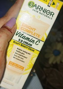 Garnier Skin Naturals Vitamin C BB Cream