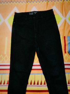 BLACK jeans