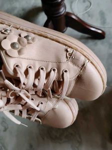 Heavy Shoes