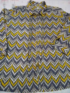 Stylish Chevron Print Button-Up Top
